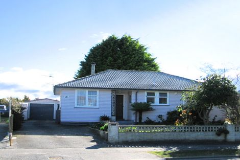 Photo of property in 21 Cottrell Crescent, Onekawa, Napier, 4110