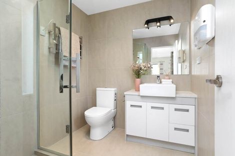 Photo of property in 17 Collier Drive, Flat Bush, Auckland, 2019