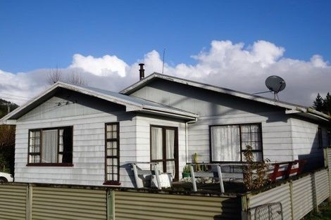 Photo of property in 59 Inverness Street, Dunollie, Runanga, 7803