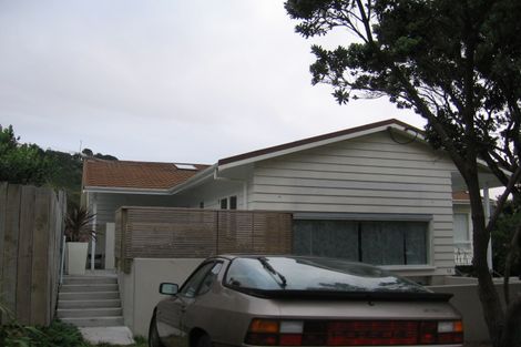 Photo of property in 30 Mantell Street, Seatoun, Wellington, 6022