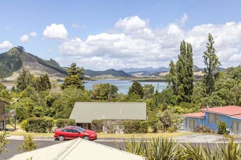Photo of property in 30 Ngahere Terrace, Opoutere, Whangamata, 3691