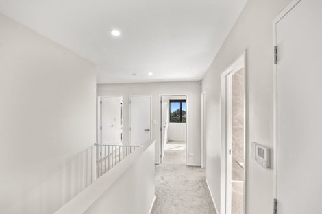 Photo of property in 10 Seafarer Crescent, Stanmore Bay, Whangaparaoa, 0932