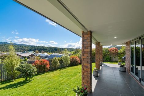 Photo of property in 5 Fantail Heights, Picton, 7220