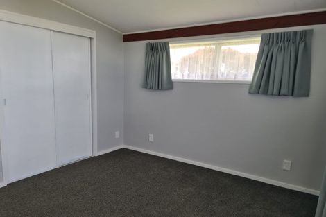 Photo of property in 2 Drury Street, Cloverlea, Palmerston North, 4412
