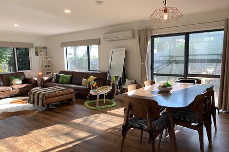 Photo of property in 33 Rebecca Rise, Weymouth, Auckland, 2103