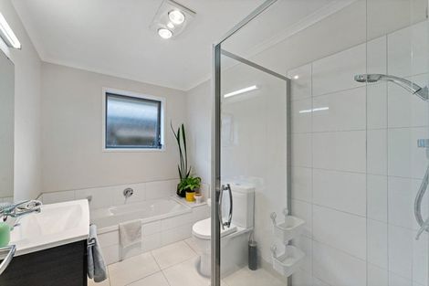 Photo of property in 44 Adams Road South, Pukekohe, 2120