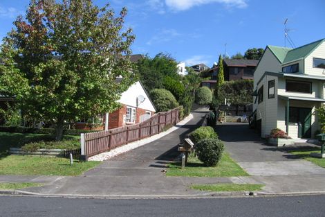 Photo of property in 1/8 Penguin Drive, Murrays Bay, Auckland, 0630