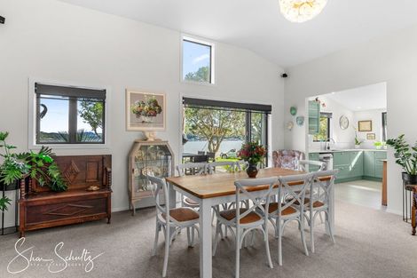 Photo of property in 6 The Strand, Whakapirau, Maungaturoto, 0583