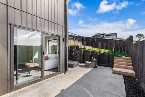 Photo of property in 20 Kikorangi Drive, Wainui, 0992