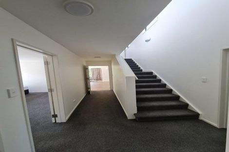 Photo of property in 28 Shand Crescent, Riccarton, Christchurch, 8041