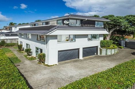 Photo of property in 1/2 Ocean View Road, Milford, Auckland, 0620