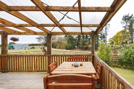 Photo of property in 175 Konini Street, Tokomaru, Palmerston North, 4474