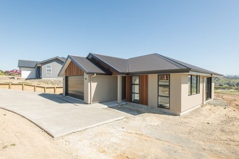 Photo of property in 44 Katania Heights, Brightwater, 7022