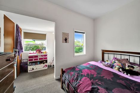 Photo of property in 223 Glover Road, Hawera, 4610