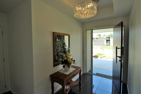 Photo of property in 17 Orchard Drive, Alexandra, 9320