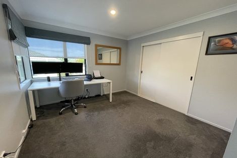 Photo of property in 74 Abilene Crescent, Churton Park, Wellington, 6037