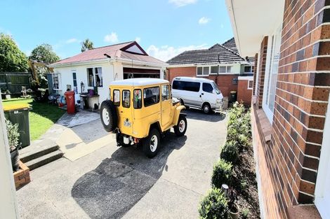 Photo of property in 502 Don Buck Road, Massey, Auckland, 0614