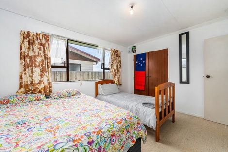 Photo of property in 34 Paradise Place, Milson, Palmerston North, 4414