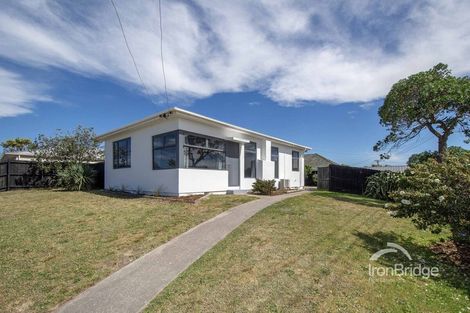 Photo of property in 2 Tonks Street, North New Brighton, Christchurch, 8083
