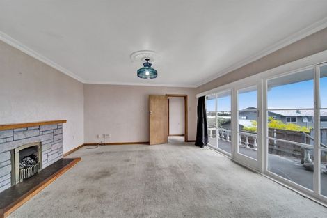 Photo of property in 11 Gordon Street, Glen Avon, New Plymouth, 4312
