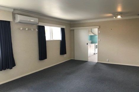 Photo of property in 1/1 Wycherley Drive, Bucklands Beach, Auckland, 2014
