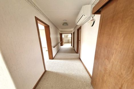 Photo of property in 15 Cook Street, Karori, Wellington, 6012