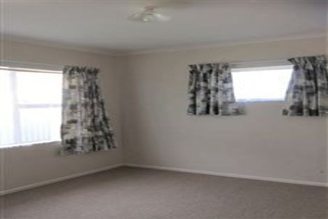 Photo of property in 19 Strathmore Avenue, Levin, 5510