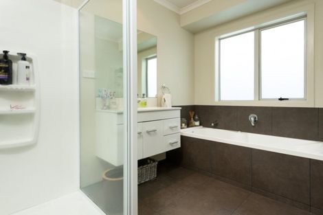 Photo of property in 23 Mortlake Heights, Pyes Pa, Tauranga, 3112