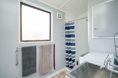 Photo of property in 1-12/71 Main Street, Mataura, 9712