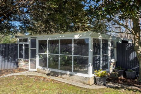 Photo of property in 10 Bright Street, Eketahuna, 4900