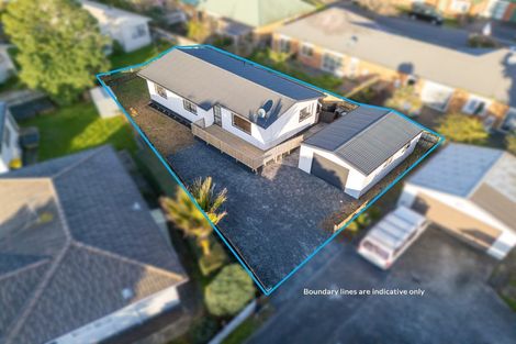 Photo of property in 13 Elisa Lane, Ranui, Auckland, 0612