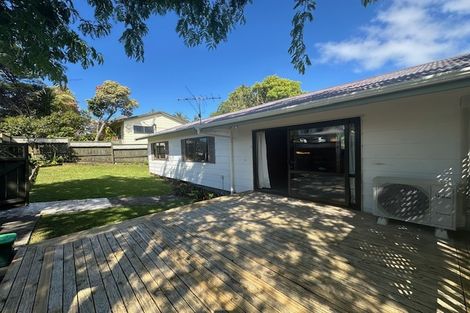 Photo of property in 1/34 Gatman Street, Birkdale, Auckland, 0626