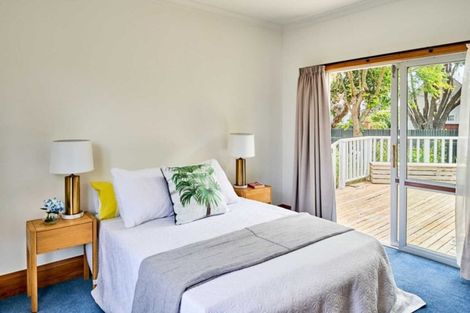 Photo of property in 9 Riddiford Street, Woburn, Lower Hutt, 5011