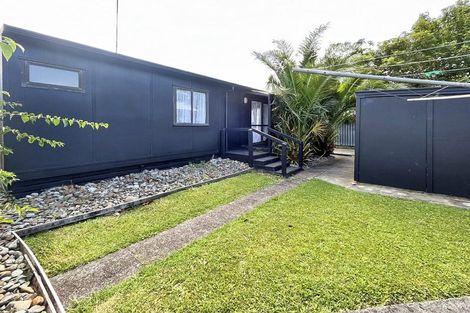 Photo of property in 2a Hendon Place, West End, Palmerston North, 4412