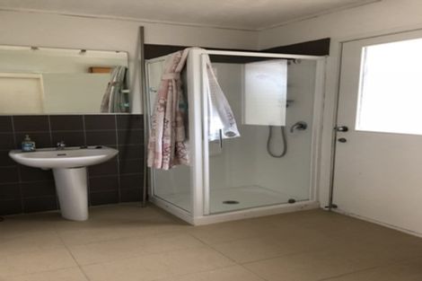 Photo of property in 117a Browns Bay Road, Browns Bay, Auckland, 0630