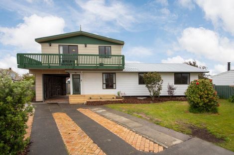 Photo of property in 7 Harding Place, Feilding, 4702