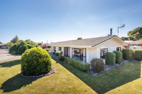 Photo of property in 2 Higgin Place, Feilding, 4702