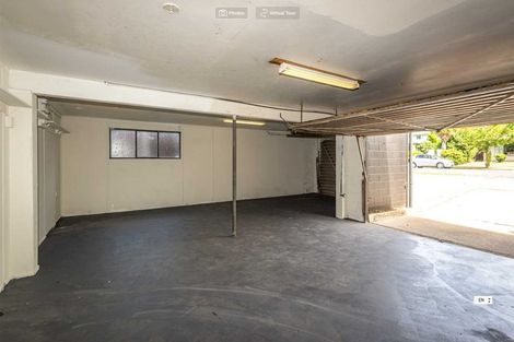 Photo of property in 32 Ambleside Drive, Burnside, Christchurch, 8053