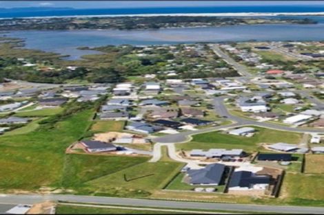 Photo of property in 14 Fantail Way, Mangawhai, 0505