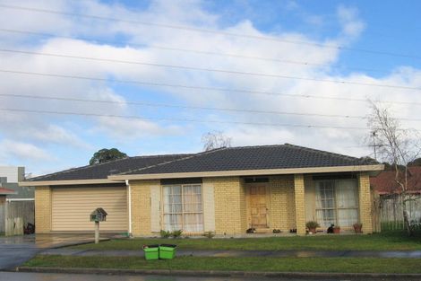 Photo of property in 19 Dulwich Place, Burswood, Auckland, 2013