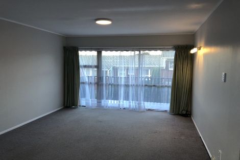 Photo of property in 3/8 Hart Road, Hauraki, Auckland, 0622