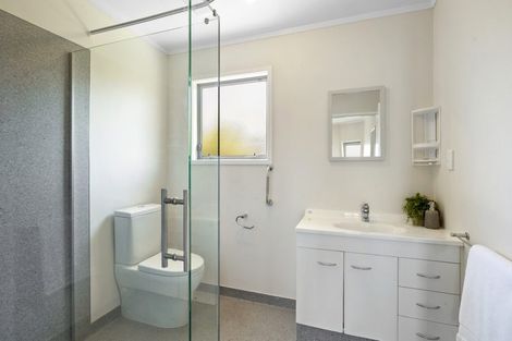 Photo of property in 6 Mace Street, Waitara, 4320