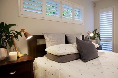 Photo of property in 40 Metoriti Crescent, Karaka, 2124