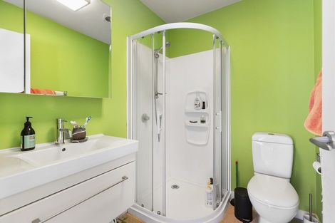 Photo of property in 28 Rarangi Way, Owhiro Bay, Wellington, 6023