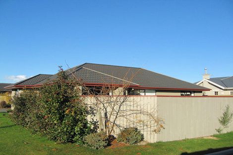 Photo of property in 7 Providence Place, Redwood, Christchurch, 8051