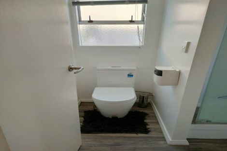 Photo of property in 19/125 Queens Drive, Lyall Bay, Wellington, 6022