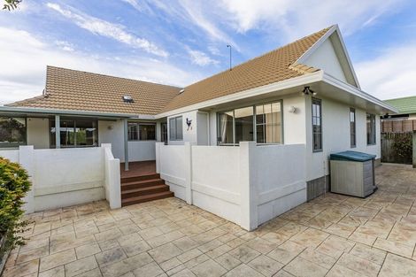 Photo of property in 318 Manly Street, Paraparaumu Beach, Paraparaumu, 5032