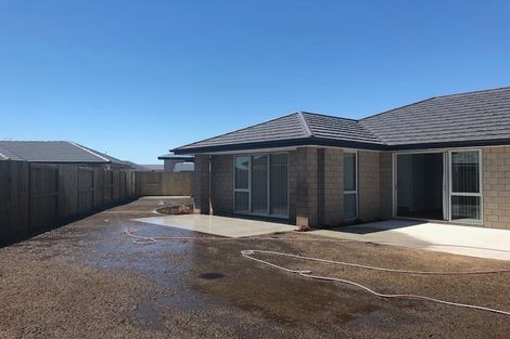 Photo of property in 21 Naeo Close, Papamoa Beach, Papamoa, 3118