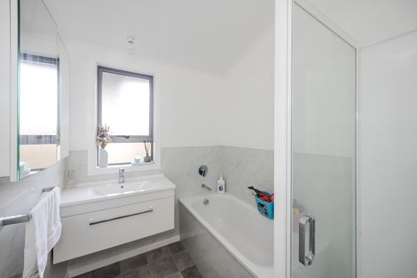 Photo of property in 128 Perth Street, Holmes Hill, Oamaru, 9401