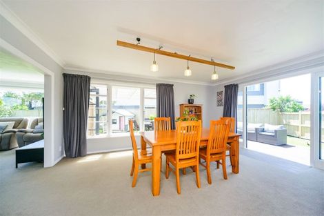 Photo of property in 90 College Street, Awapuni, Palmerston North, 4412